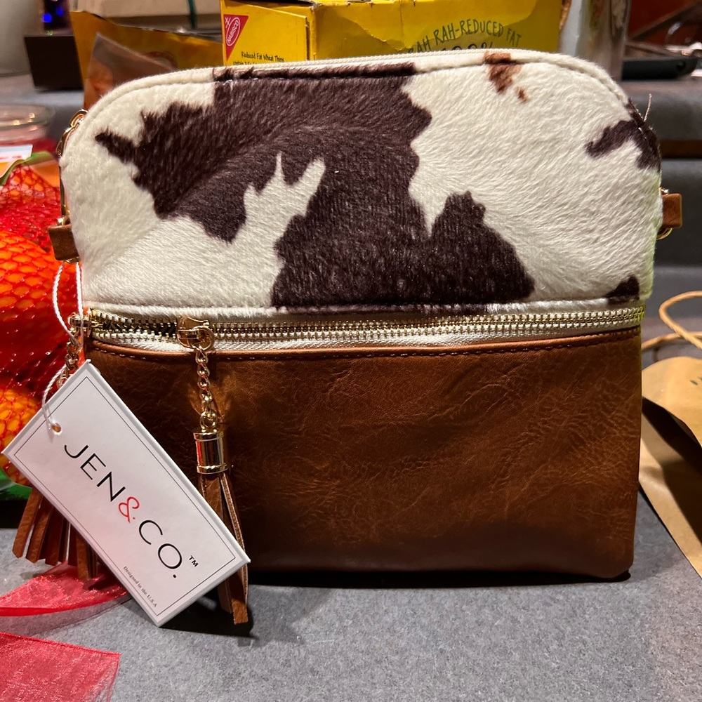 Jen & Co new Cow print purse- crossbody or wristlet